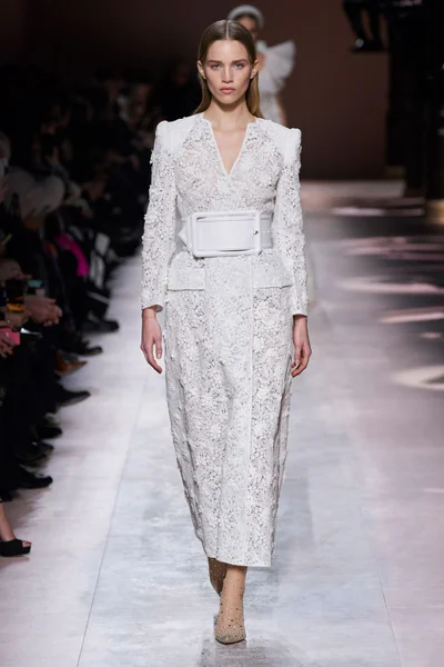 Look 36